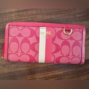 Coach Pink Zipper Wallet